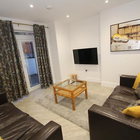 Eversley'S Mews Apartment Londra Exterior foto