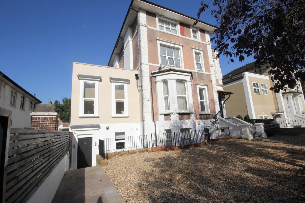 Eversley'S Mews Apartment Londra Exterior foto